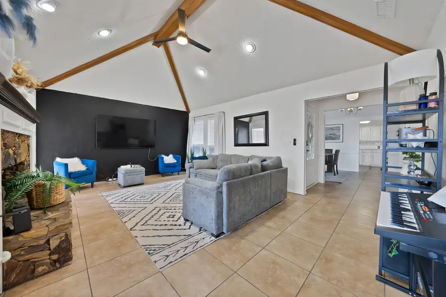 410 W Oak Street, Wylie, TX 75098 - #3