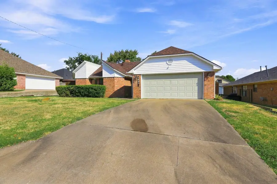 1841 Glenway Drive, Sherman, TX 75092 - #3