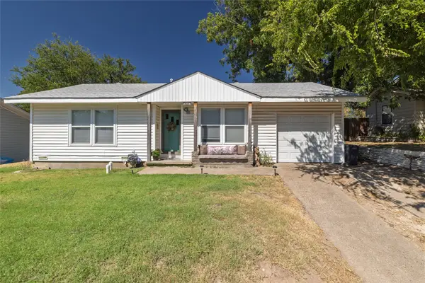1209 Grace Street, Weatherford, TX 76086