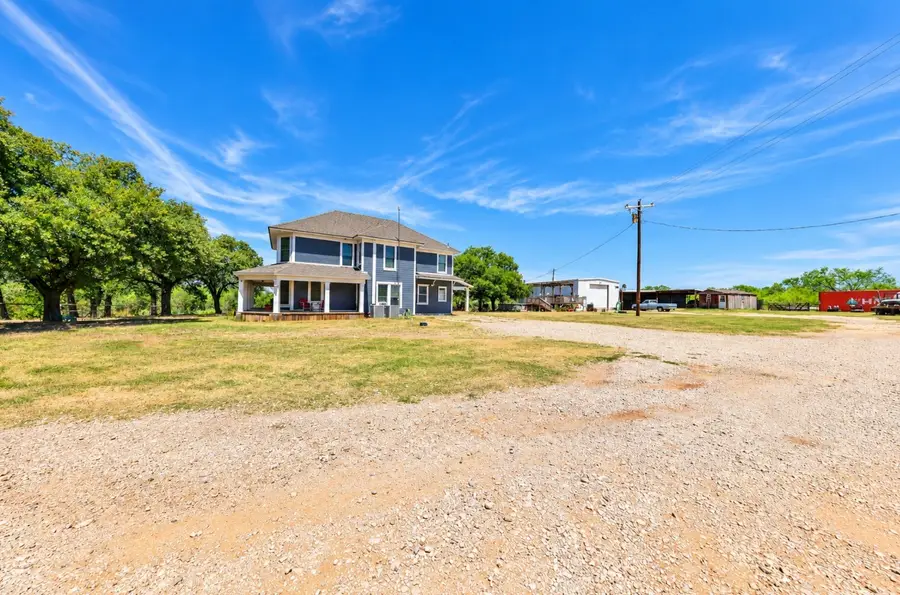 433 Brewster Street, Moran, TX 76464 - #2