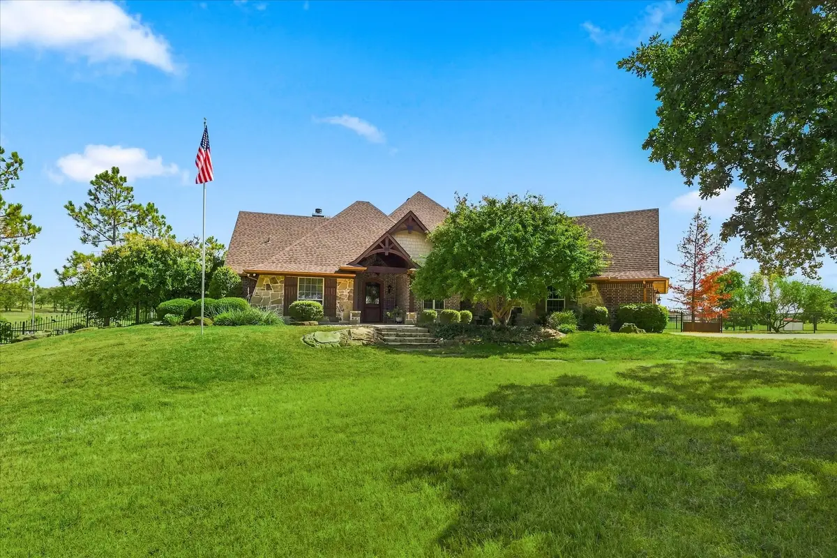 9229 Hub Clark Road, Pilot Point, TX 76258 - #1