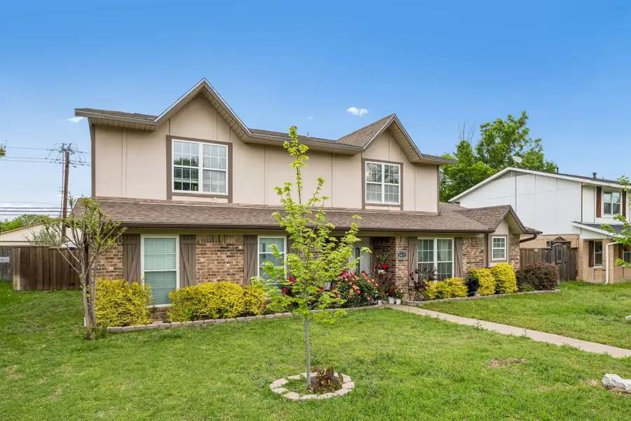 2417 Laurel Lane, Plano, TX 75074 - #3