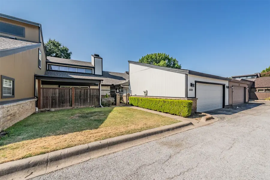 5520 Willow Circle, Fort Worth, TX 76112 - #2
