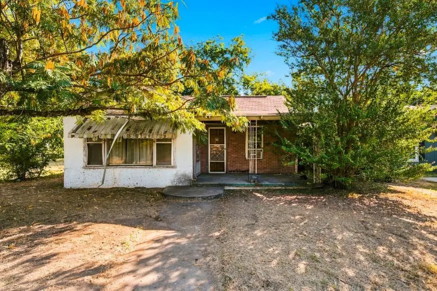 915 Dawson Street, Waco, TX 76704 - #1