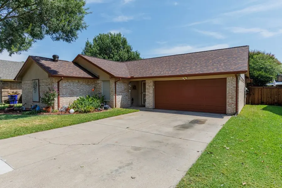 6912 Lyndale Drive, Watauga, TX 76148 - #2