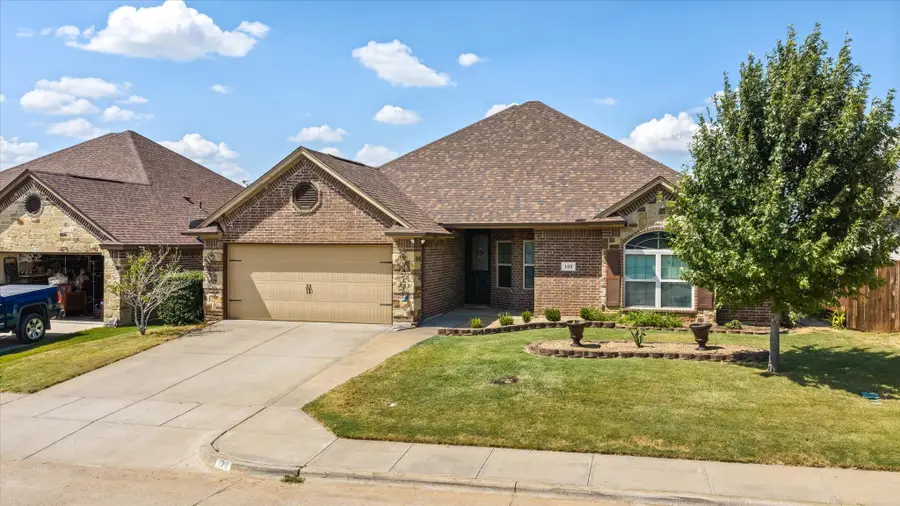 122 Donna Circle, Granbury, TX 76049 - #3