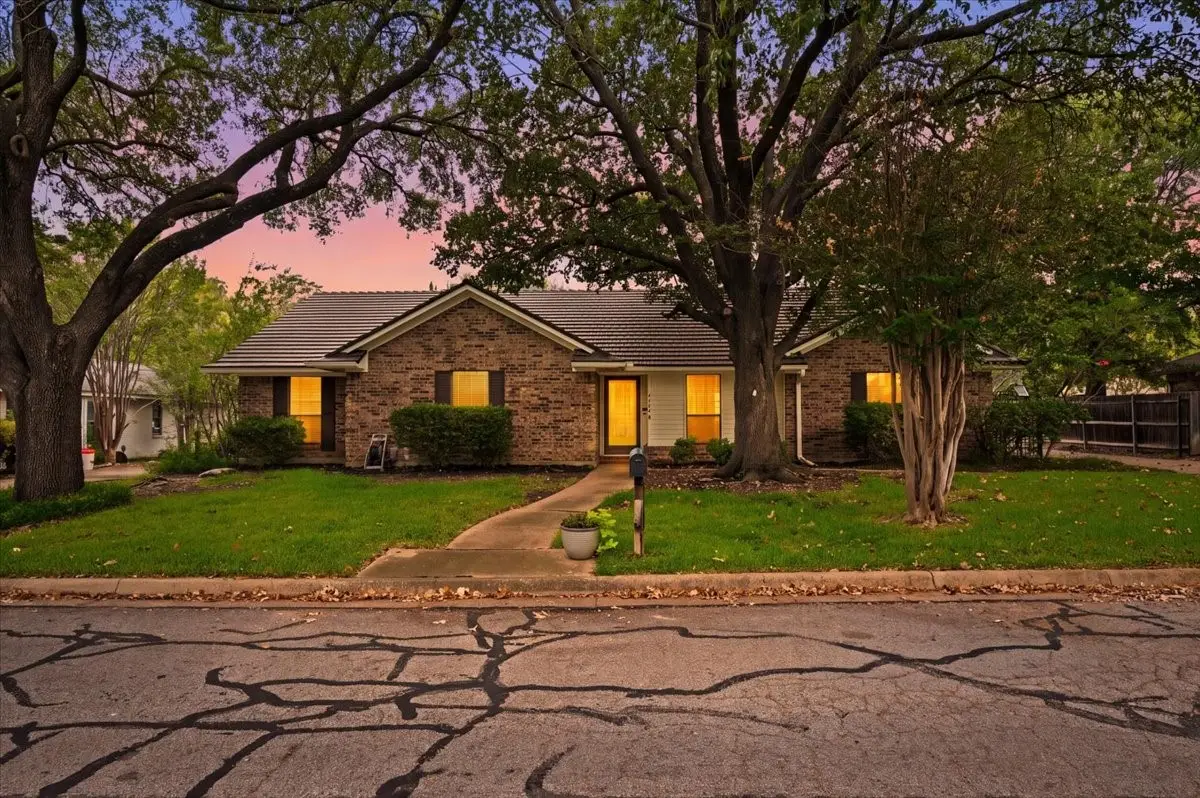 4604 Clay Court Lane, Arlington, TX 76017 - #1