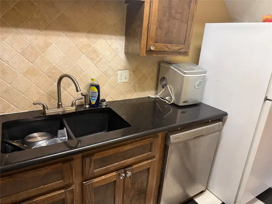 9825 Walnut Street #M 207, Dallas, TX 75243 - #2