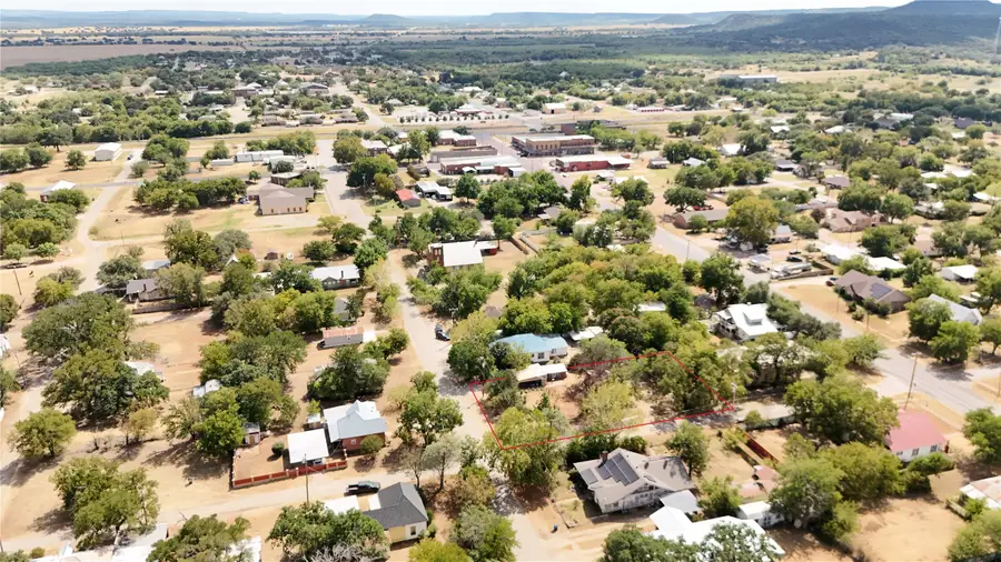 421 Houston Avenue, Strawn, TX 76475 - #2