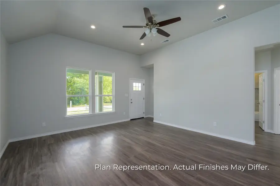 203 E Laura Avenue, Quinlan, TX 75474 - #2