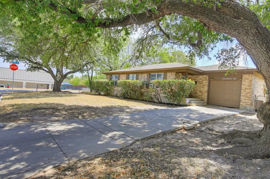 5328 Ira Street N, Haltom City, TX 76117 - #2