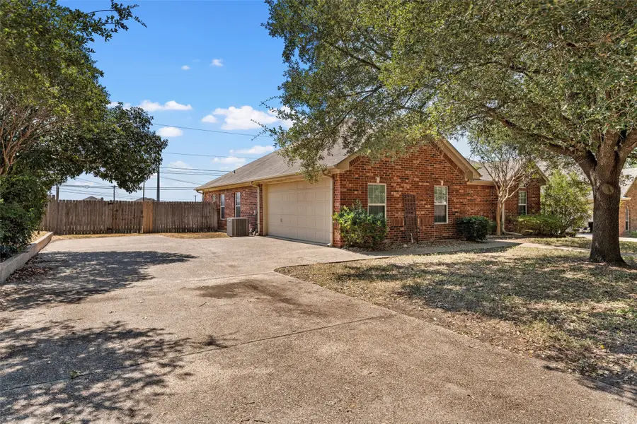 217 Keswick Drive, Hewitt, TX 76643 - #2