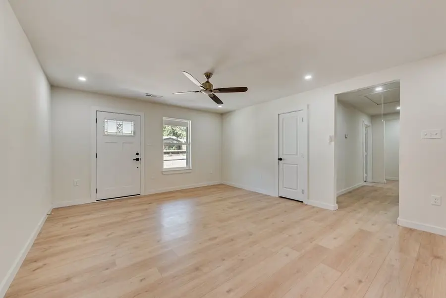 312 Calgary Road, Azle, TX 76020 - #3