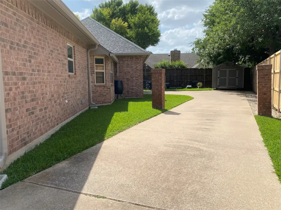 1631 Greenway Court, Midlothian, TX 76065 - #3