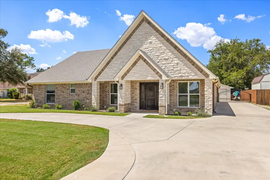 4100 Apache Trail Court, Granbury, TX 76048 - #2