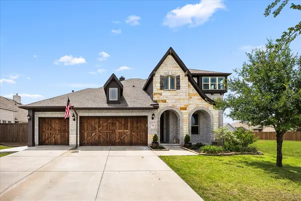 1042 Watercourse Place, Royse City, TX 75189