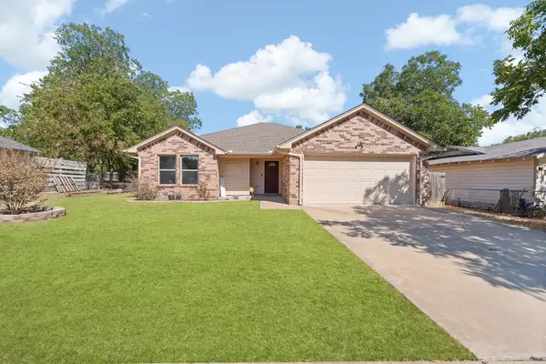 1212 Bales Street, Cleburne, TX 76033