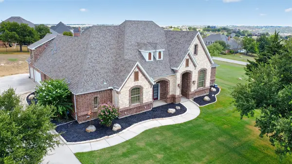 9900 Harbour View Lane, Fort Worth, TX 76179