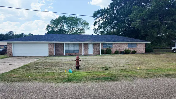 103 W 1st Street, Hooks, TX 75561