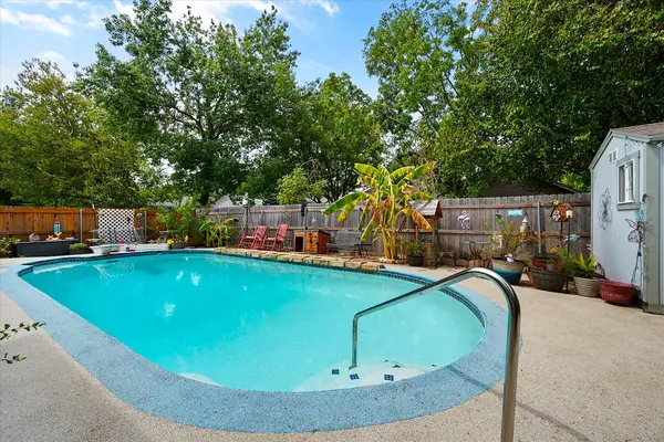 6929 Wooddale Drive, Watauga, TX 76148