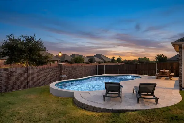 244 Jefferson Lane, Fate, TX 75189