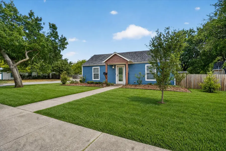 5712 Dana Drive, Haltom City, TX 76117 - #3