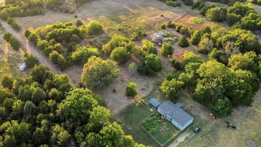 117 W Pecan Street, Ravenna, TX 75476 - #3