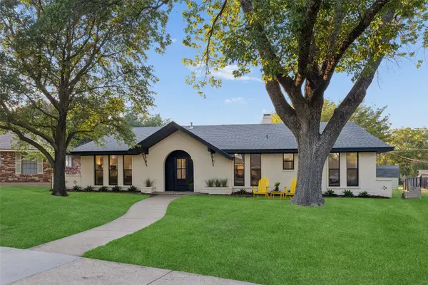 2133 Oak Valley Lane, Dallas, TX 75232