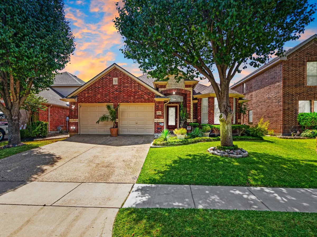 2703 Cove Drive, Grand Prairie, TX 75054 - #1