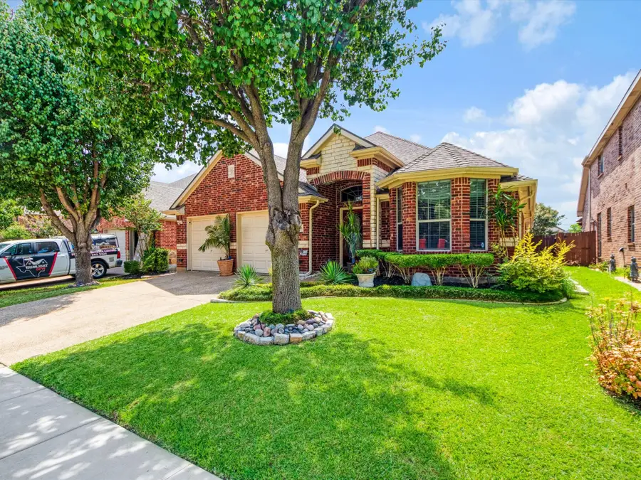 2703 Cove Drive, Grand Prairie, TX 75054 - #3