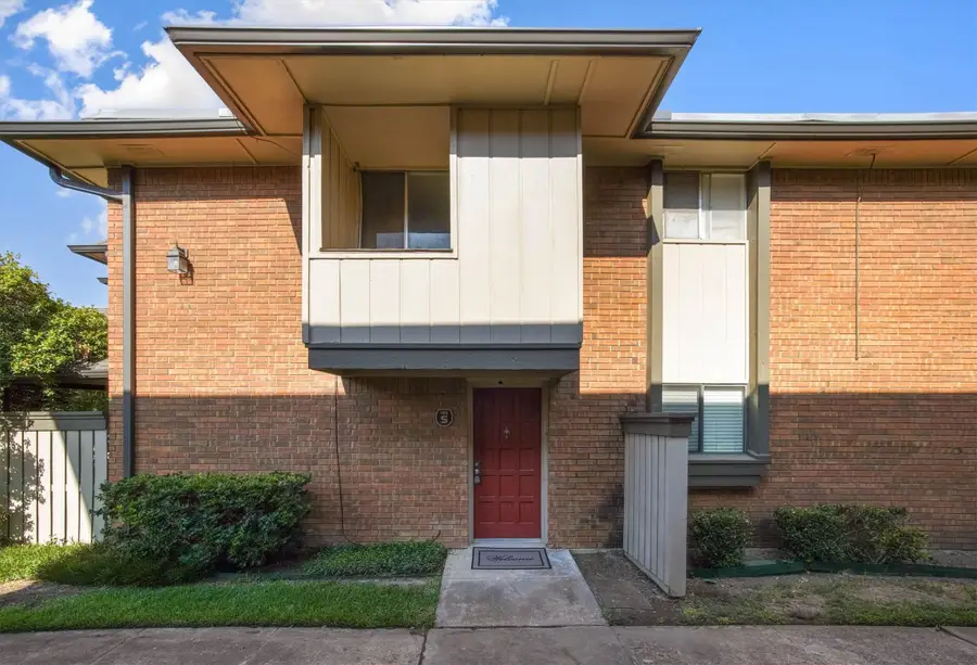 2805 Lineville Drive #105, Farmers Branch, TX 75234 - #2