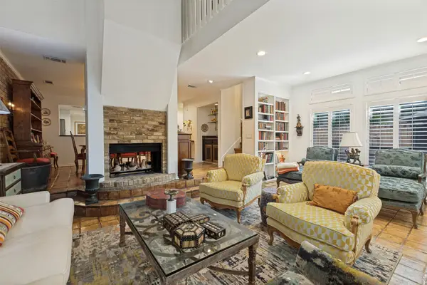 3801 Gilbert Avenue #M, Dallas, TX 75219