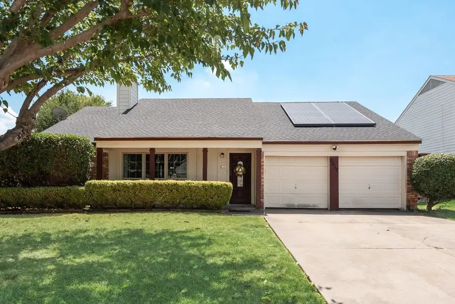 2617 Winslow Drive, Grand Prairie, TX 75052 - #2