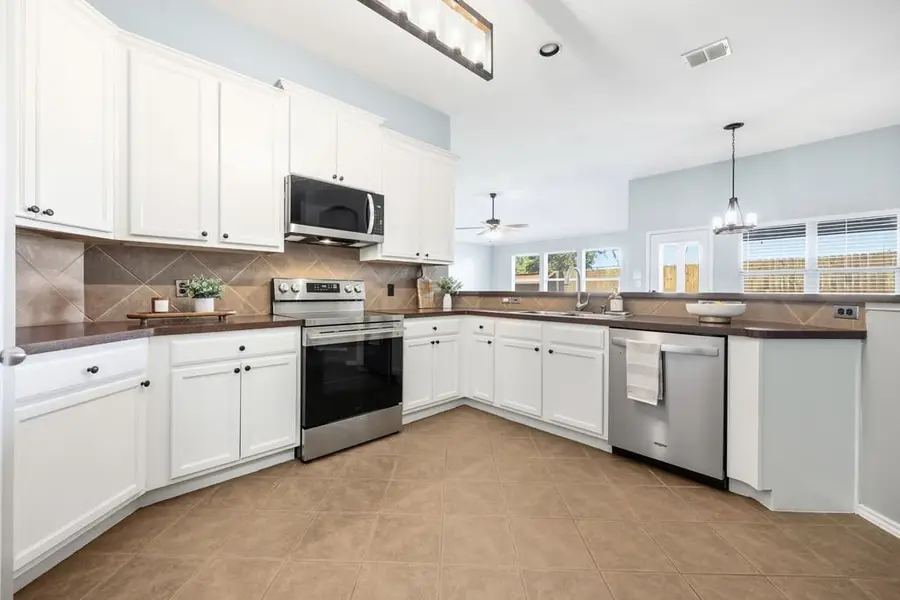 15533 Adlong Drive, Justin Roanoke, TX 76262 - #3