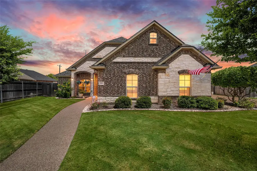804 Gallant Fox, Hewitt, TX 76643 - #3
