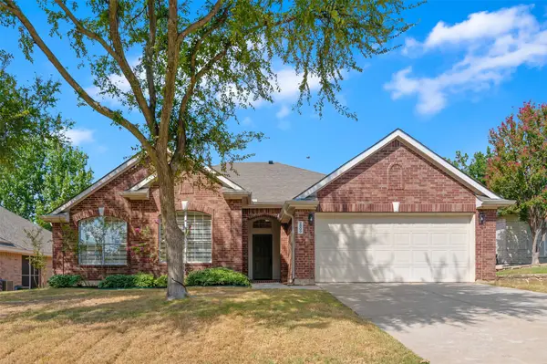 2809 Hollow Ridge Drive, Denton, TX 76210