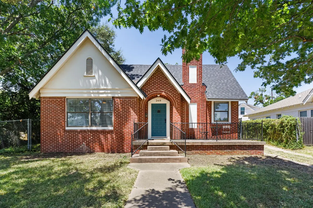 2419 Washington Avenue, Waco, TX 76701 - #1