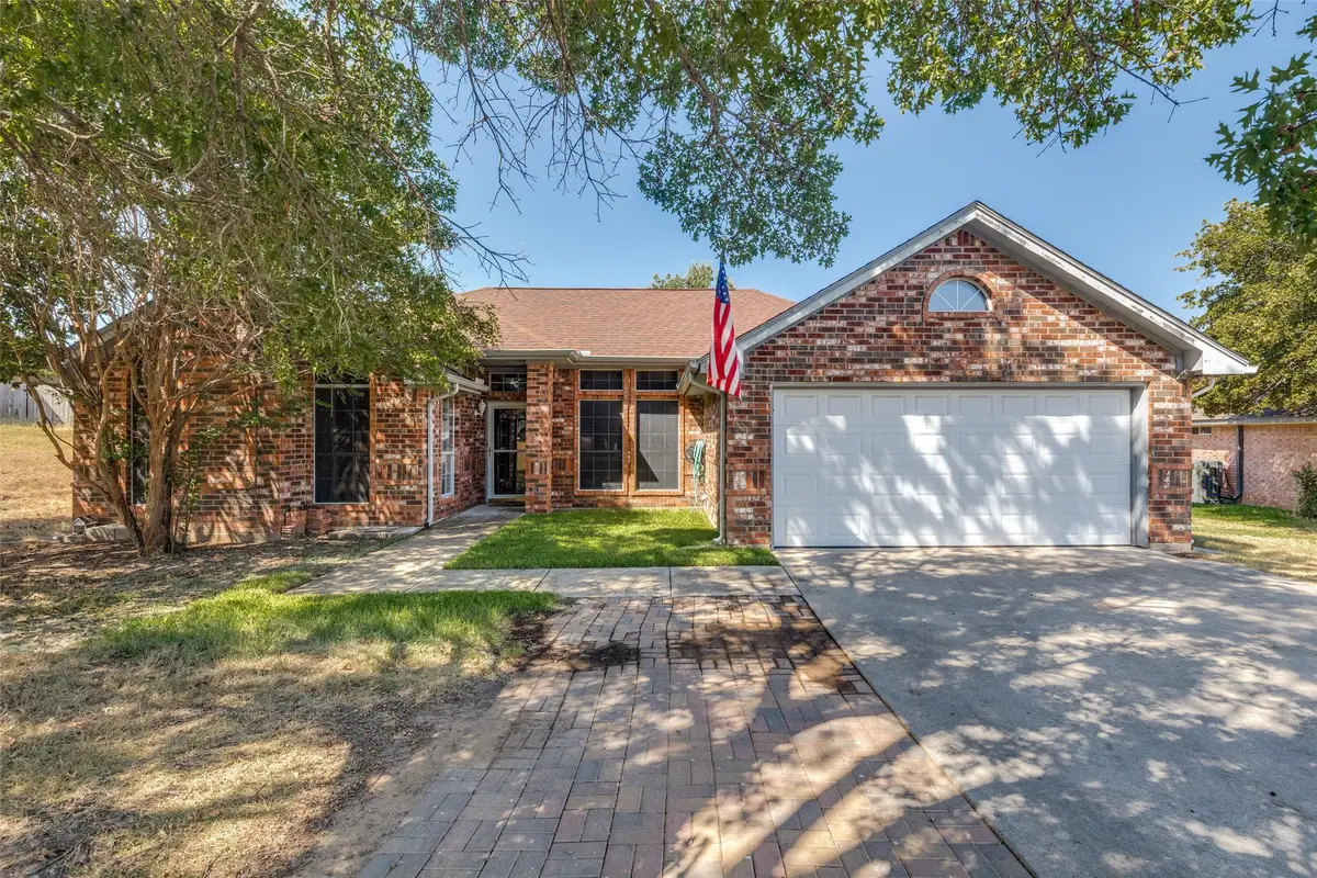 808 Wayne Trail, Azle, TX 76020 - #1