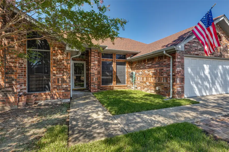 808 Wayne Trail, Azle, TX 76020 - #2