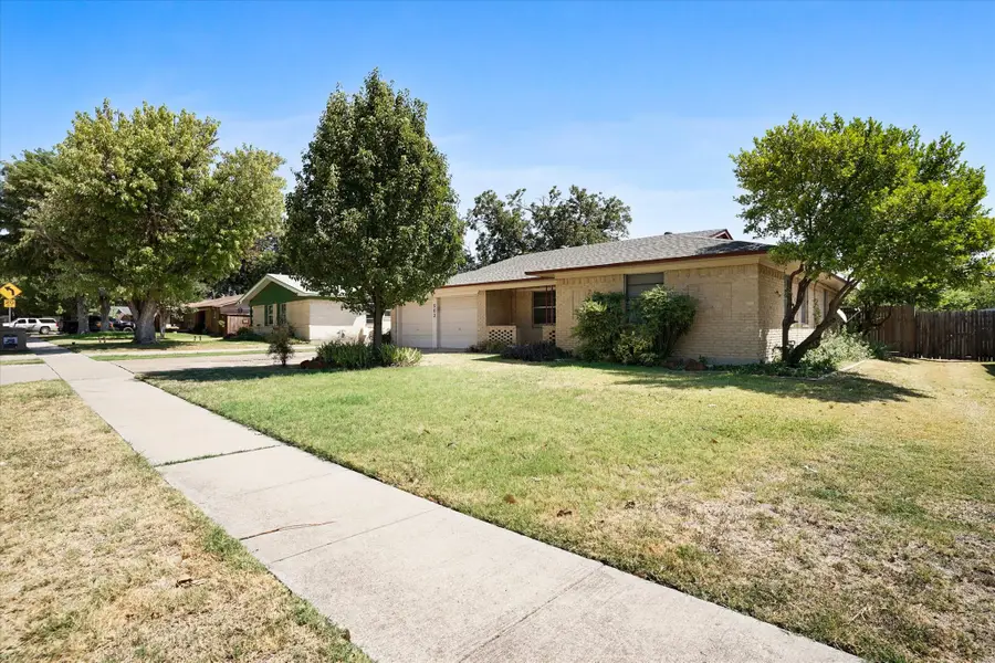 503 Harriett Street, Arlington, TX 76010 - #3