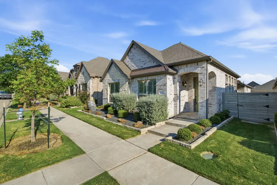 908 Plaza Lane, Argyle, TX 76226 - #2