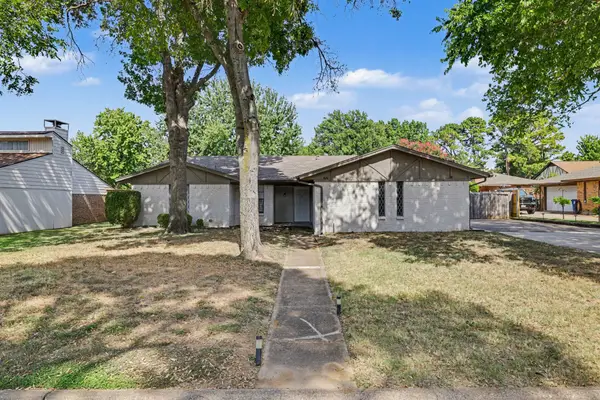 826 Glacier Lane, Grapevine, TX 76051