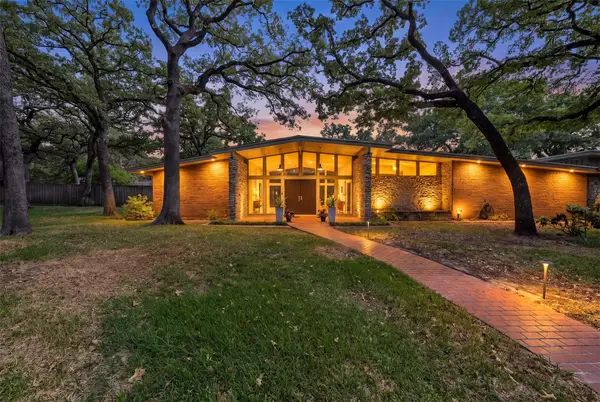 4900 Wondol Court, North Richland Hills, TX 76053