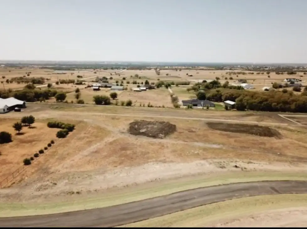 725 Rolling Acres Dr, Ponder, TX 76259 - #1