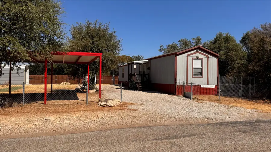 2804 Cedarhill Street, Granbury, TX 76048 - #2