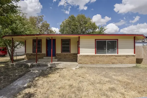 8170 S Highway 77, Forreston, TX 76041