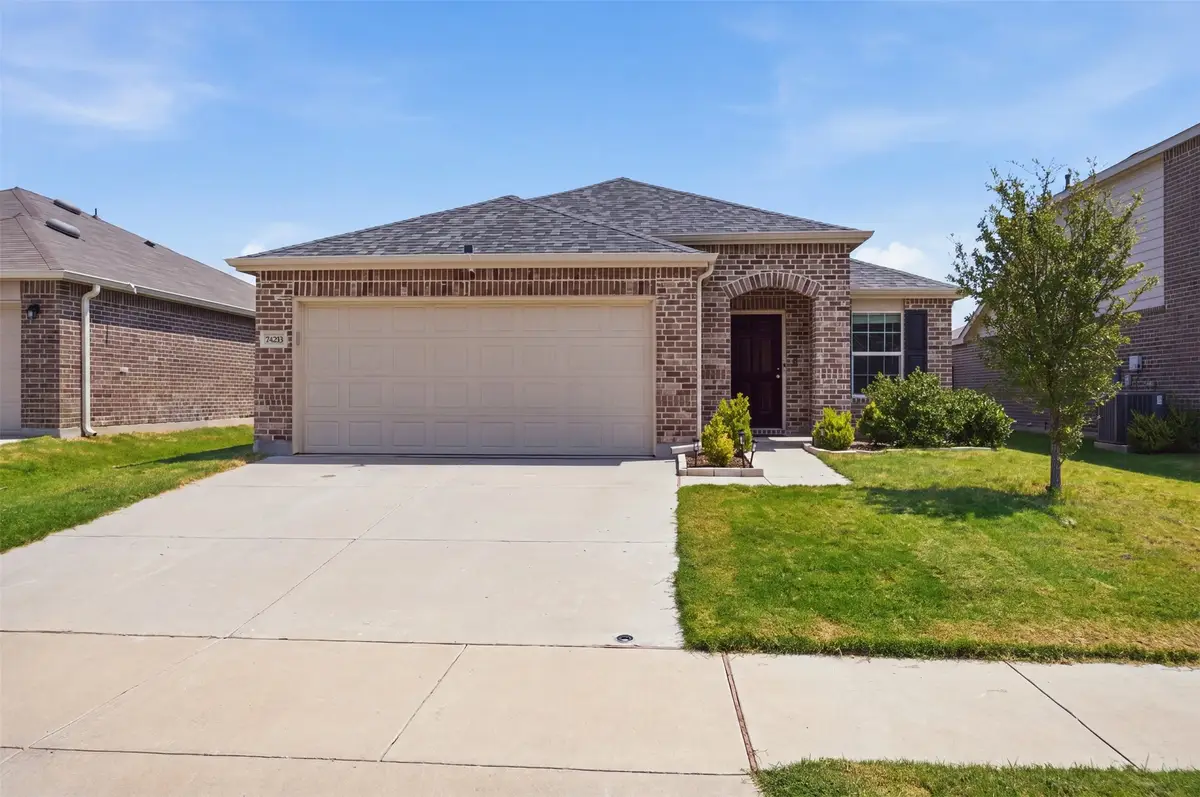 16028 Crews Avenue, Haslet, TX 76052 - #1