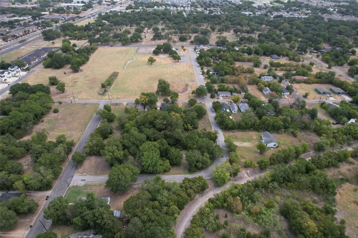2424 S 10th Street, Waco, TX 76706 - #1