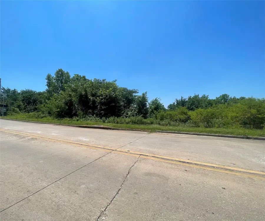 1800 W Crawford Street, Denison, TX 75020 - #3