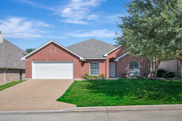 5436 Sierra Ridge Drive, Fort Worth, TX 76123